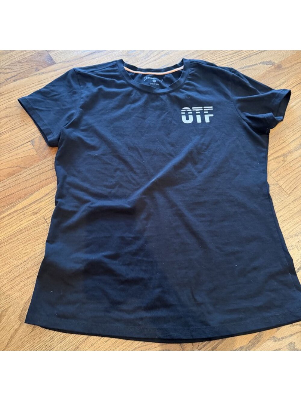 ORANGE THEORY FITNESS BLACK T SHIRT SMALL